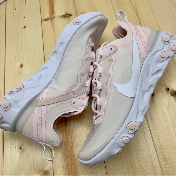 Women’s Nike React Element 55 Pale Pink \ White - Picture 2 of 6